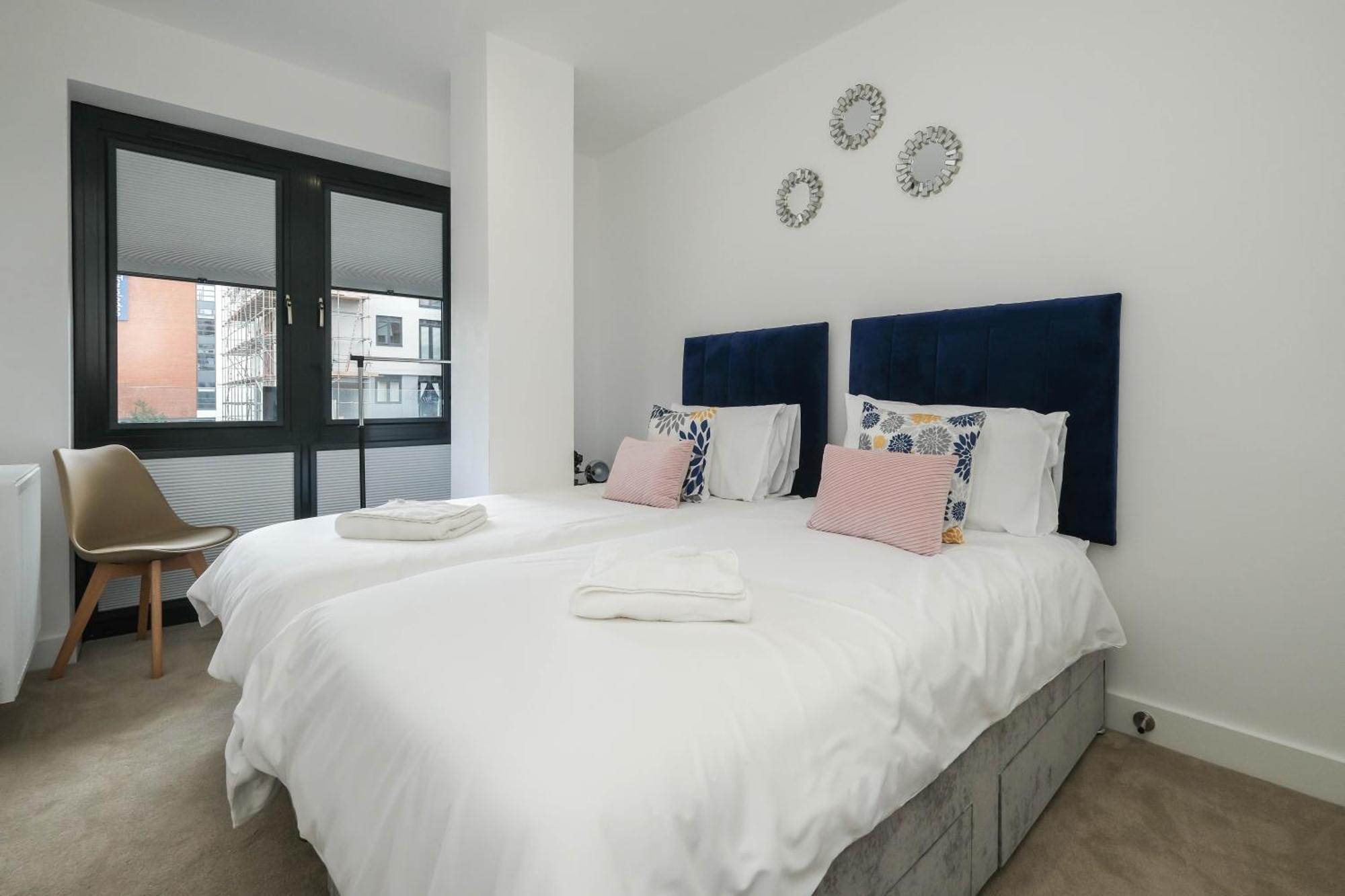 Brand New 2 Bedroom Apartment Centre Of 索利赫尔 外观 照片
